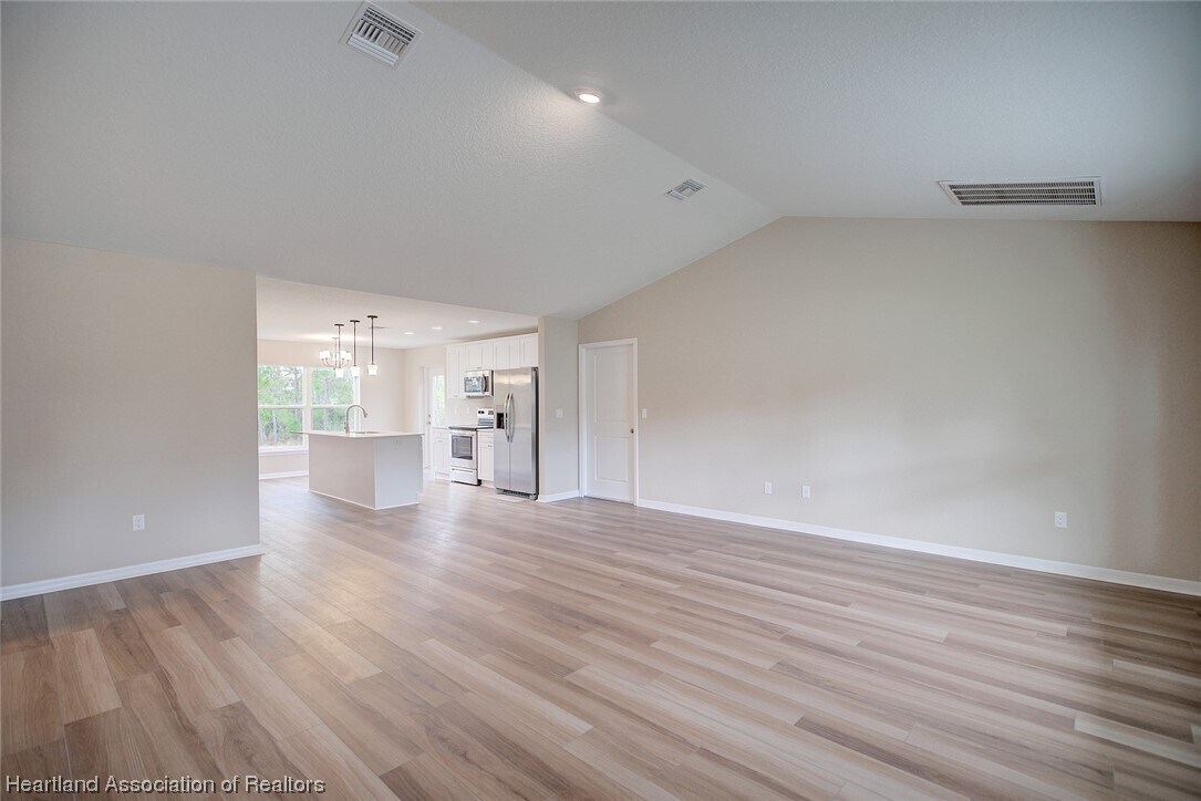 Primary Photo - 5515 Castania Dr