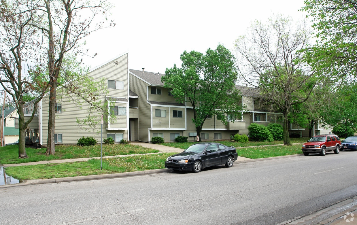 Primary Photo - Kentucky Place