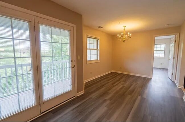 Building Photo - 134 N Rdg Dr