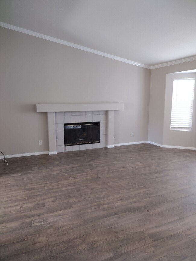 Living Room - 10554 Maple Ave
