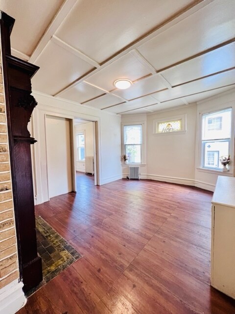 Foto del edificio - 31 Addison Ave
