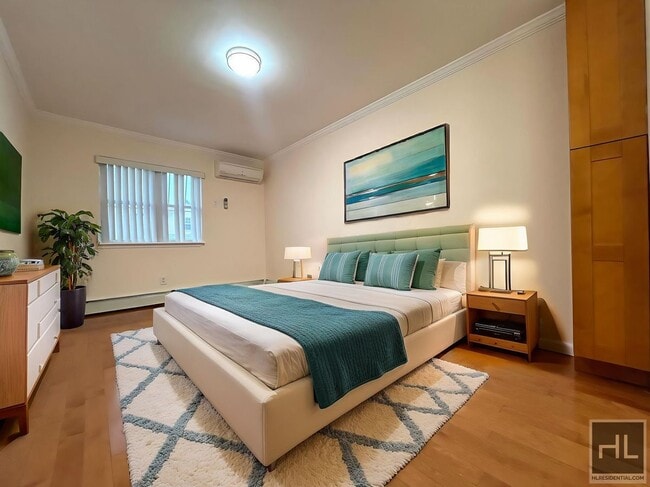 Building Photo - 70 STREET