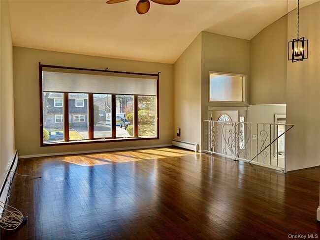 Foto del edificio - 14 Glendale Dr