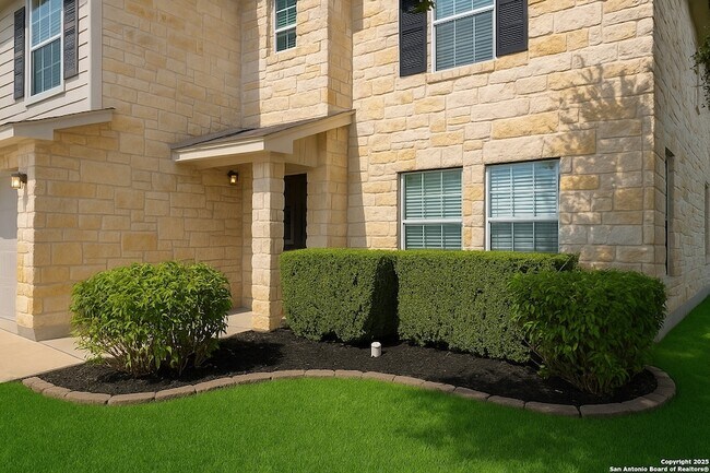 Building Photo - 3632 Double Diamond