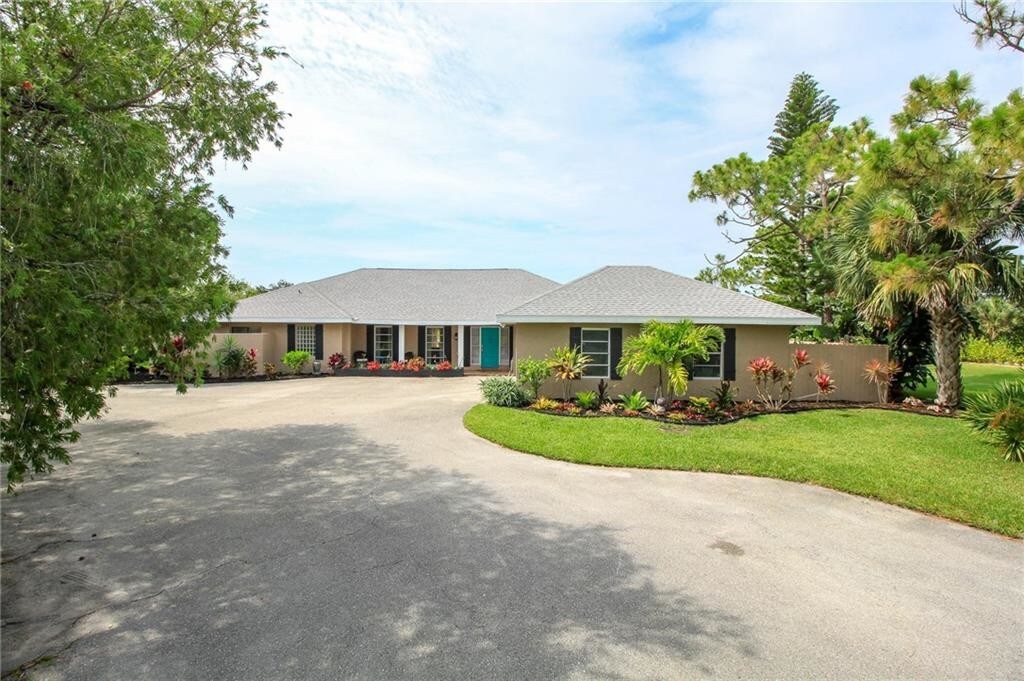 Primary Photo - 4042 SW Bimini Cir N