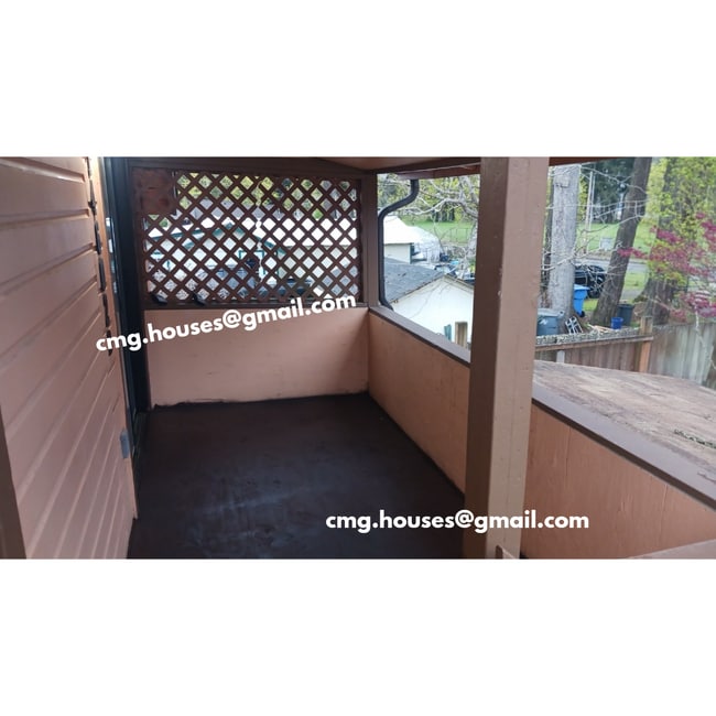 Building Photo - 14602 Portland Ave SW