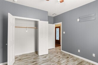 Building Photo - 17110 Tupelo Garden Cir