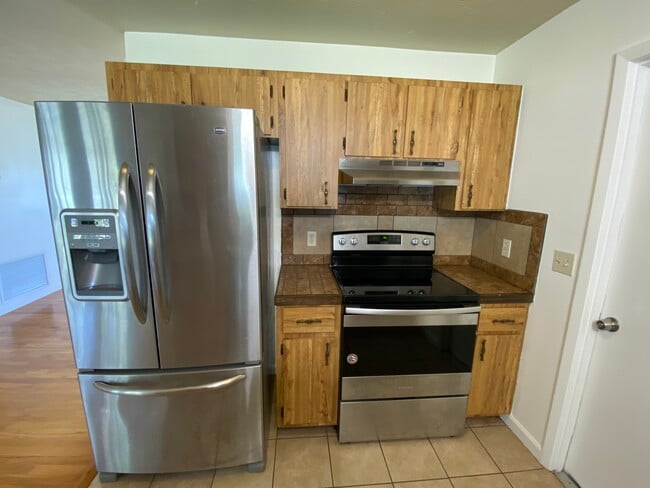 Building Photo - 5 Teak Loop Ln