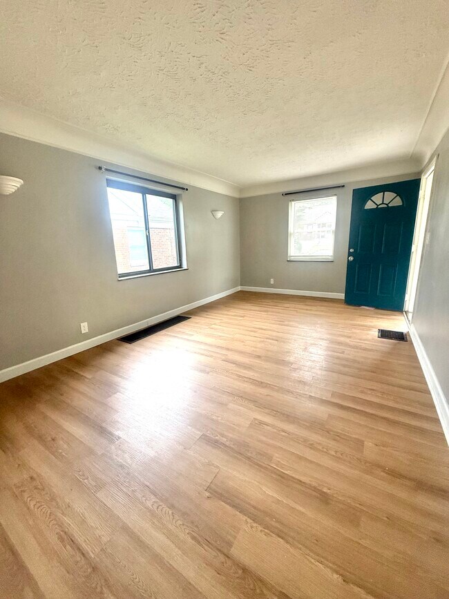 Foto del edificio - 1131 Wilmont Ct