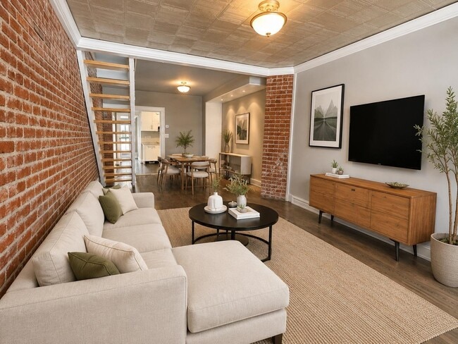 Building Photo - 109 Willow Ter