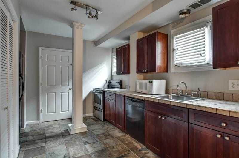 Photo - 866 Moreland Ave SE (Atlanta, GA)