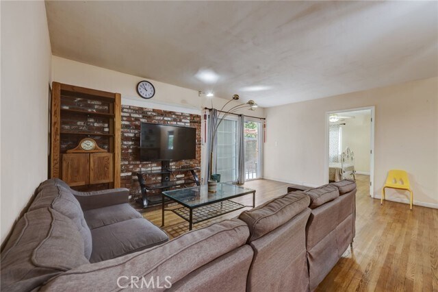 Building Photo - 14875 Walbrook Dr