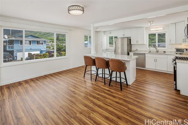 Foto del edificio - 6011 Kaniela Pl