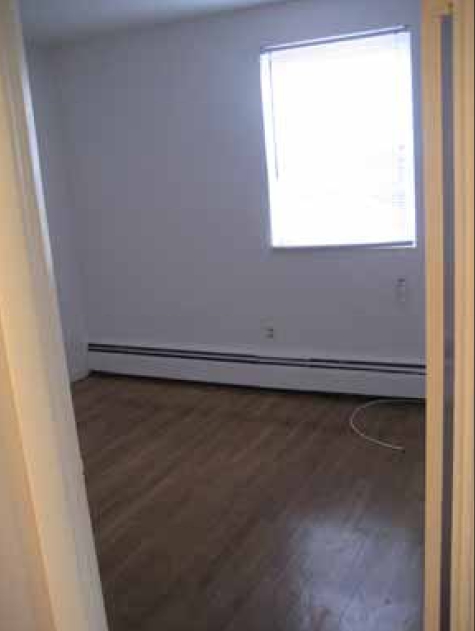 Bedroom - 90-90A 2nd St