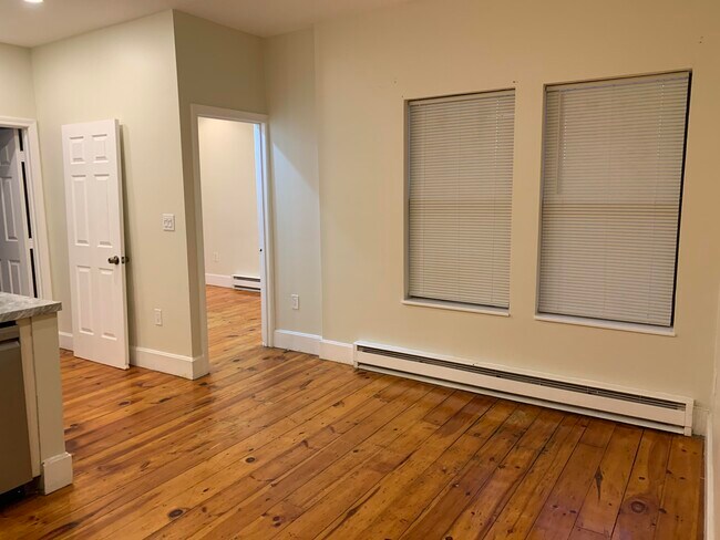 Foto del edificio - 2 Centre Street Ter