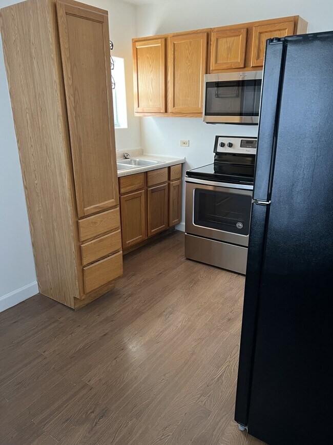 Foto del edificio - 218 W 16th St