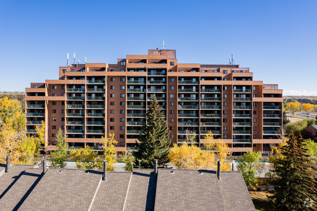 Building Photo - Vista View Apartments