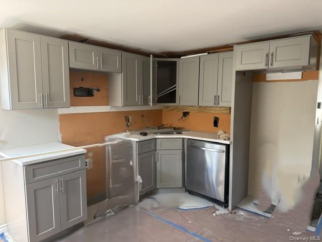 Building Photo - 532 Fowler Ave