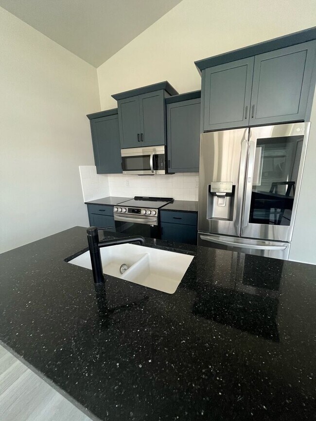 Foto del edificio - 216 Miller Ln