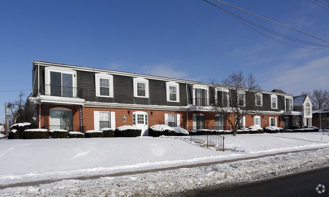 Linden House Rentals Muncie, IN