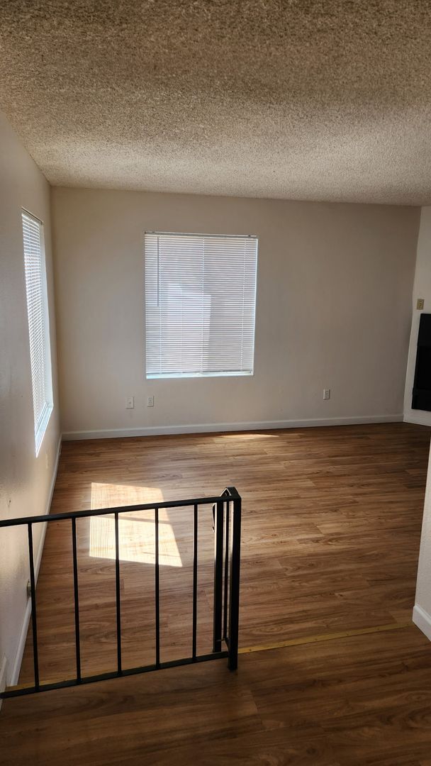 Foto del edificio - Updated 2 bedroom 2 bathroom condo