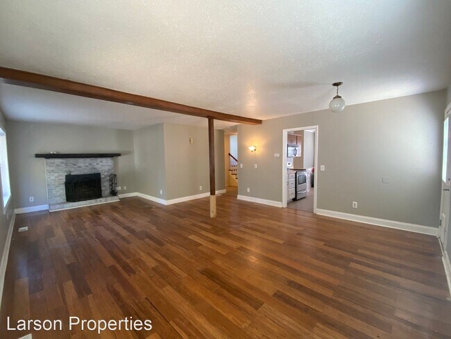 Building Photo - 3 br, 2 bath House - 601 Banks Street