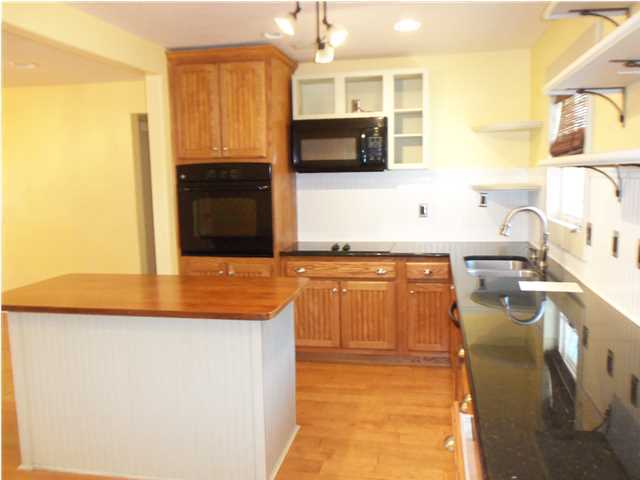 Building Photo - 236 Bradley Dr NE
