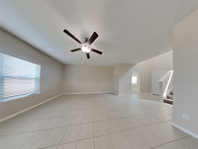 Building Photo - 692 Totem Trail Dr