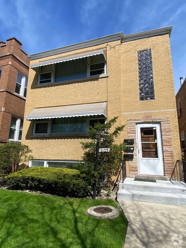 Building Photo - 6123 N Meade Ave