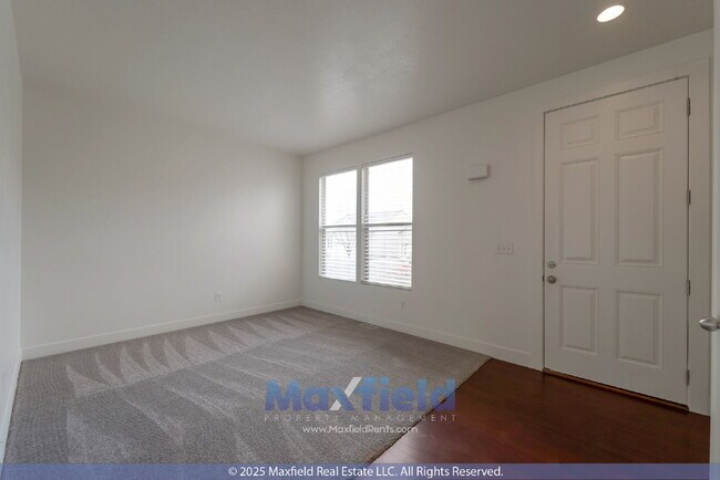 Building Photo - NEW CARPET - 6BD 4BTH 2GAR - Home in Lehi - 6 Month Lease available