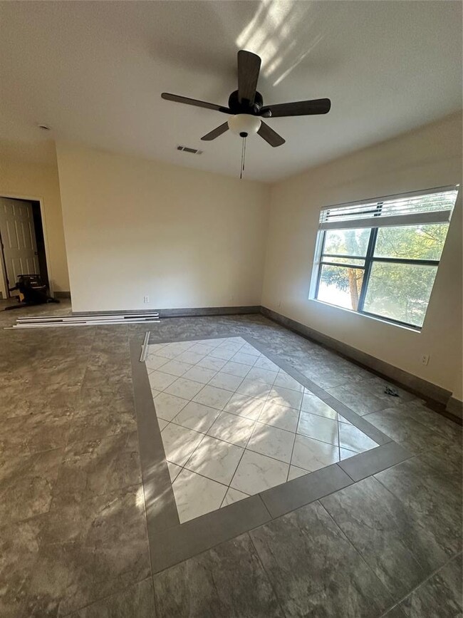 Building Photo - 170 Interstate Dr