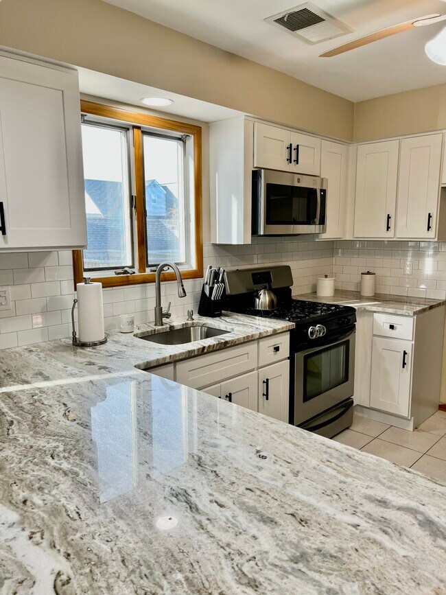 Foto del edificio - 106 Trinidad Ave