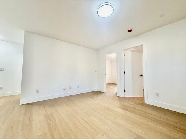 Building Photo - 7479-149A 149a St