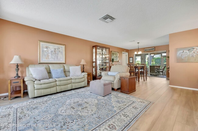 Building Photo - 2066 Quailwood Ln