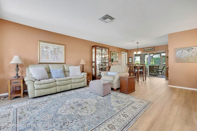 Foto del edificio - 2066 Quailwood Ln