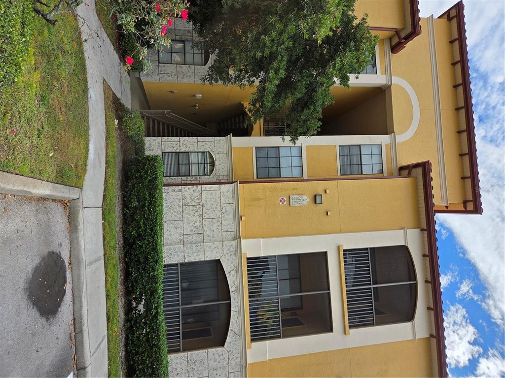 Foto principal - 6157 Metrowest Blvd