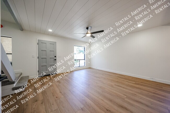 Foto del edificio - 8821 S 48th St