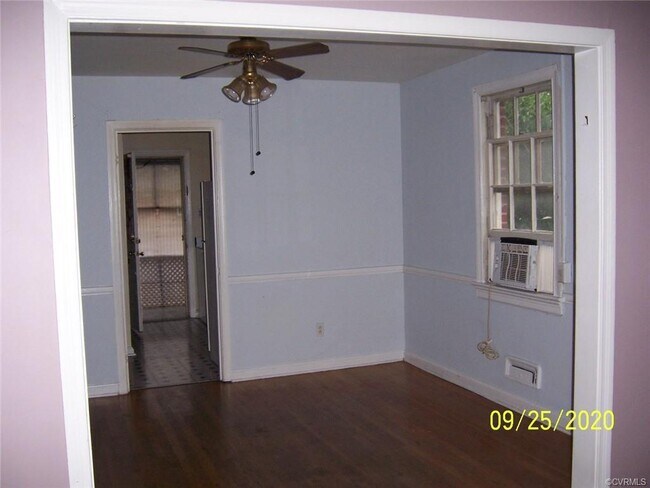 Building Photo - 103 N Thompson St