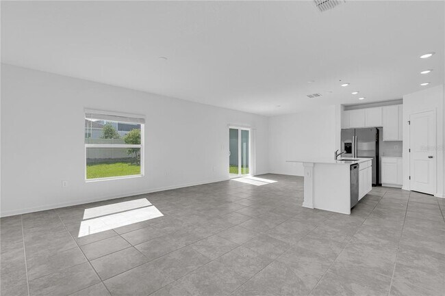 Building Photo - 1819 Weir Blvd