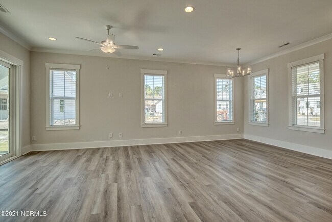 Building Photo - 4427 Bannock Cir