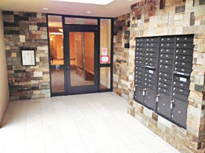 Foto del edificio - 1301 W Hillsdale Blvd