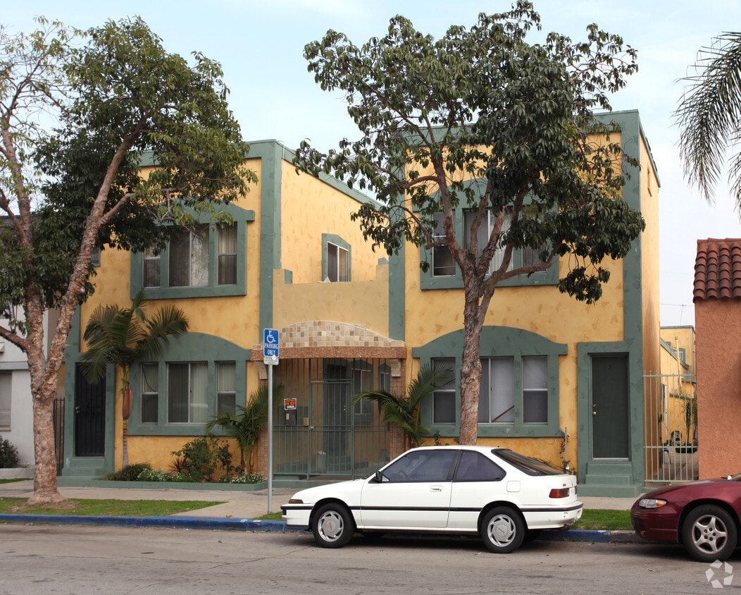 Primary Photo - 236 Lime Ave