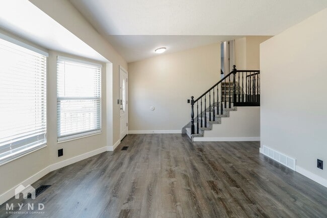 Building Photo - 322 S 600 W