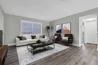 Building Photo - Parkview Apartments & Townhomes