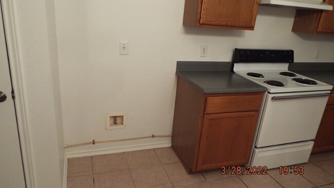 Building Photo - 311 La garde St