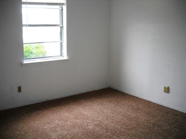 Foto del edificio - 520 Sweetbriar Dr