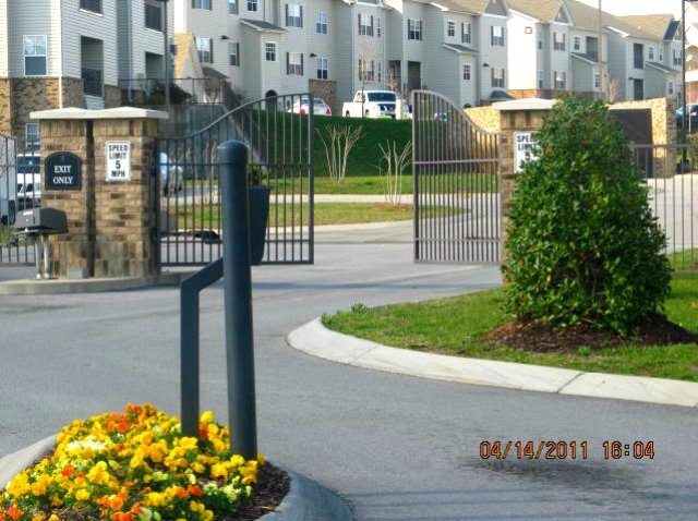 Foto del edificio - 4025 Oakwood Dr