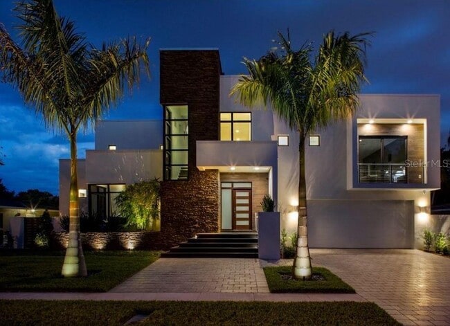 Foto del edificio - 356 Bayview Dr NE