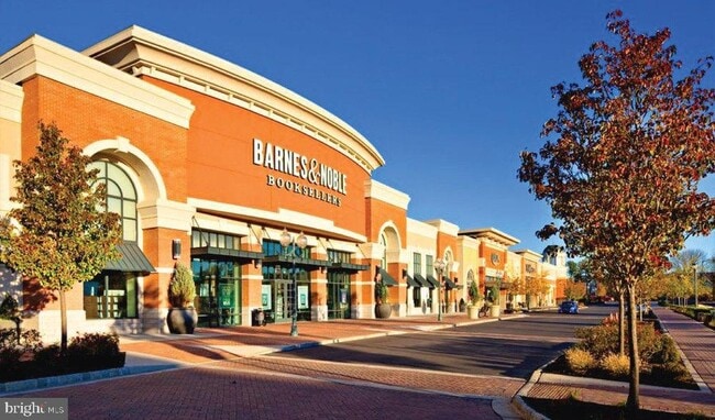 Building Photo - 224 Breeders Cup Dr