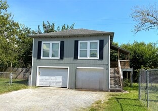 Building Photo - 313 N 3rd St
